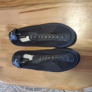 Puma Women's Black Slip-On Trainers